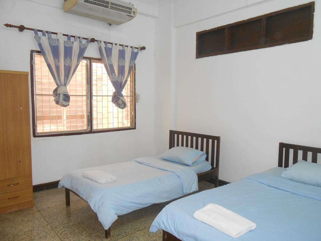 Saysouly Guesthouse Vientiane Ruang foto